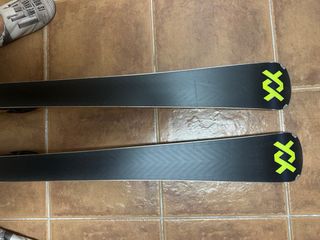 Esquís Volkl RaceTiger SL 2026