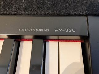 Piano Casio Privia PX-330
