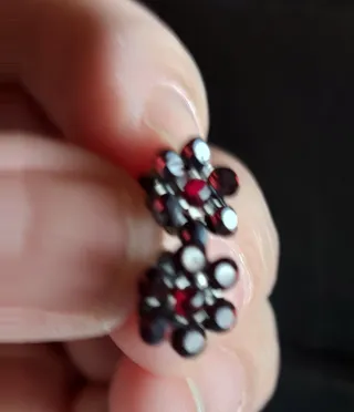 Lote pendientes plata y granates de Praga