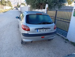 Peugeot 206 2002