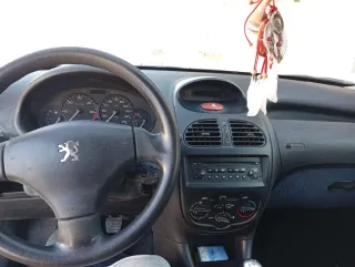Peugeot 206 2002