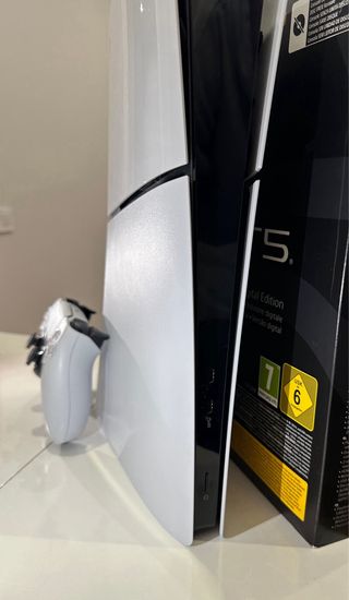 PS5 Slim Digital