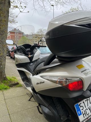 Moto Honda SilverWing 400cc bicilíndrica