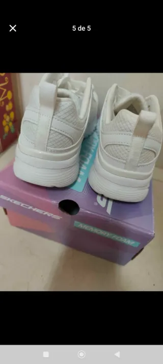 Zapatillas Skechers Talla 37 Blancas