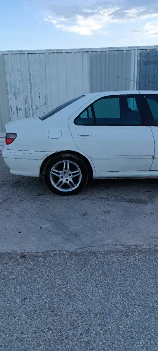 Peugeot 406 2001