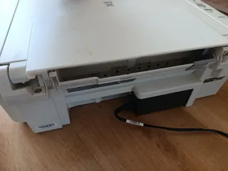 Impresora Canon MG3051,sin tinta