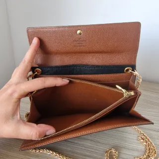 Bolso Cartera Louis Vuitton con Cadena Dorada