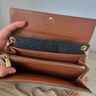 Bolso Cartera Louis Vuitton con Cadena Dorada