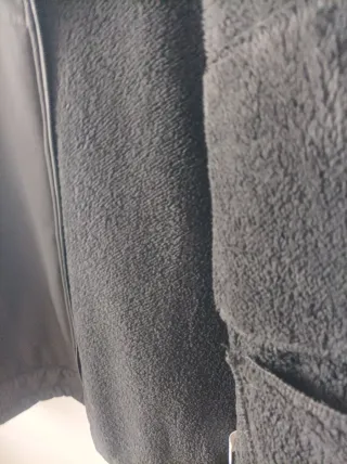 Chaqueta Negra Talla XL CON BORREGILLO