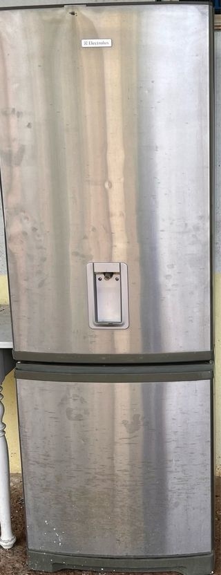 Nevera combi blanca