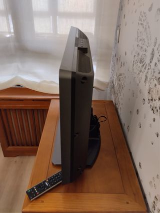 TV Sony Bravia 26 con mando
