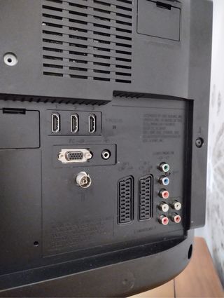 TV Sony Bravia 26 con mando