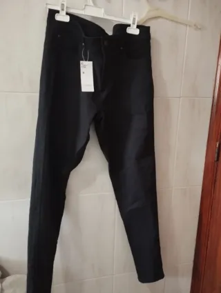 Pantalones vaqueros negros