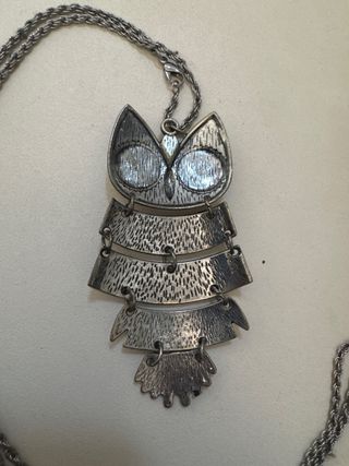 Collana lunga con gufo in acciaio