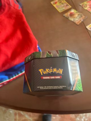 Caja Pokémon Trading Card Game