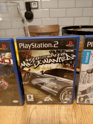 Consola PlayStation 2 Negra + Juegos