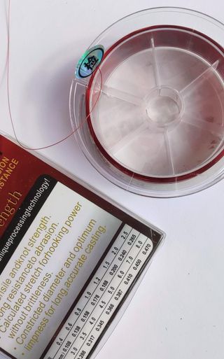 Filo Pesca 100m 0.28mm 7.9kg Rosso Alta Tenuta