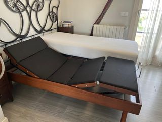 Cama articulada doble con mandos inalámbricos