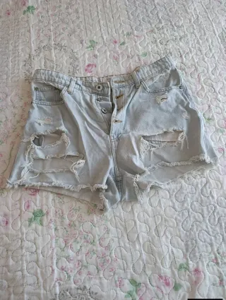 Shorts jeans strappati donna