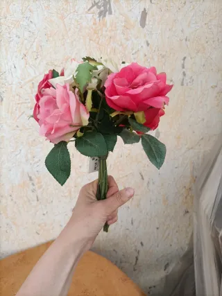 Mazzo 11 Rose Artificiali 30cm