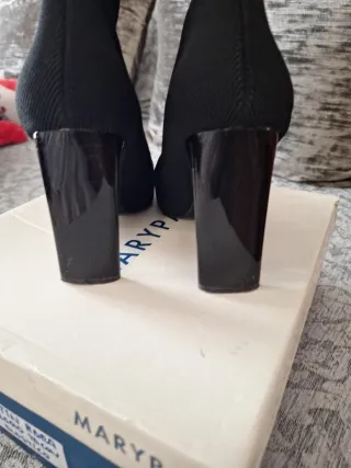 Botín elástico calcetín tacón Zara negro