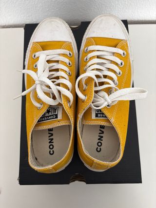 Converse Amarillas Talla 37.5