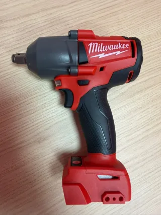 Pistola de impacto Milwaukee