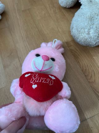 Lote de 4 peluches: perro, unicornio, conejo y per
