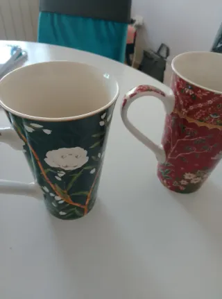 Tazas de porcelana con diseño