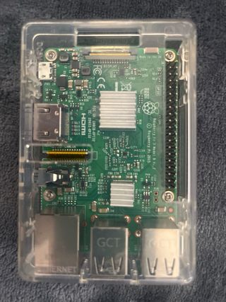 Raspberry Pi 3 Model B + carcasa | Mini ordenador