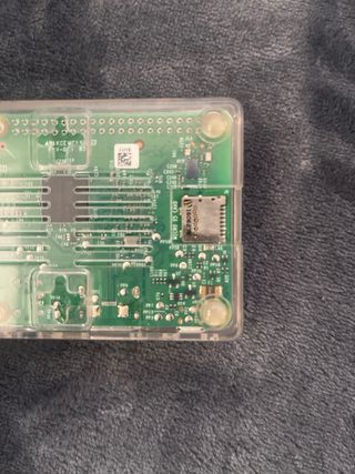 Raspberry Pi 3 Model B + carcasa | Mini ordenador