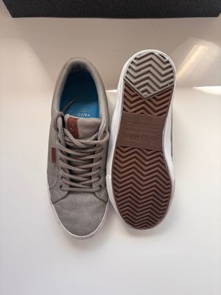 Sapatilhas Kustom Cinzentas