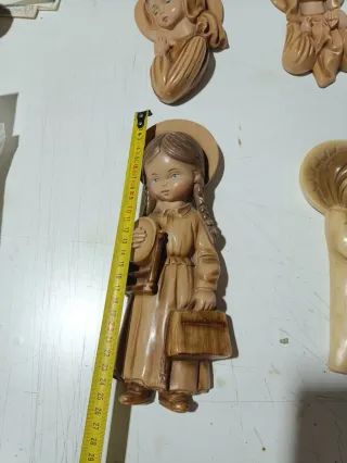 Lote 5 figuras religiosas