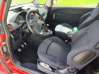 Peugeot 1007 2006