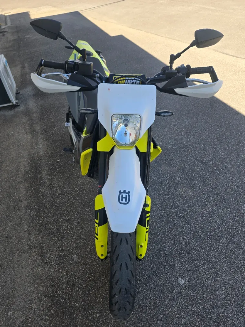 OFERTA ESTA SEMANA 8500!!Husqvarna 701 Sm 2023