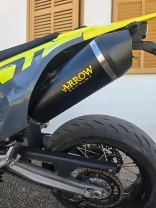 Husqvarna 701 Supermotard 2023