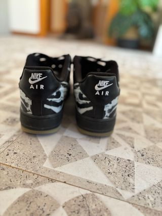 Nike Air Force 1 Esqueleto Negro