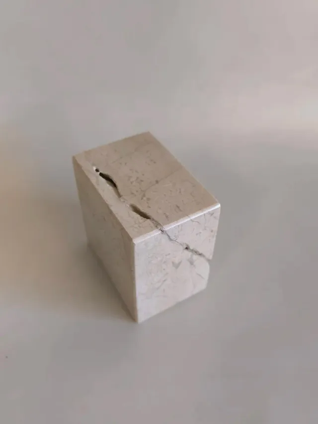 Peana de mármol