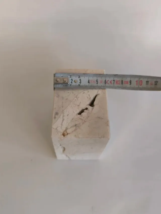 Peana de mármol