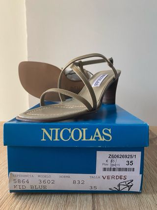 Sandalias Nicolas Beige/Oro Talla 35