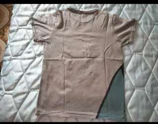 Camiseta de Pull & Bear.