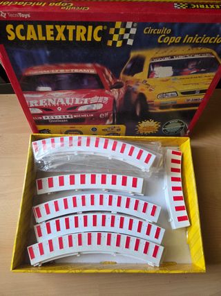 34 Bordes pianos Scalextric