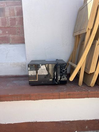 Microondas Portátil Negro
