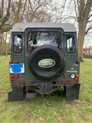 Land Rover Defender 90 SW TD4