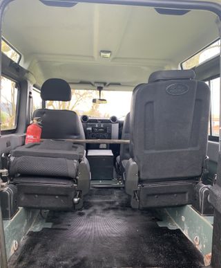 Land Rover Defender 90 SW TD4