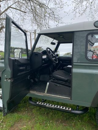 Land Rover Defender 90 SW TD4