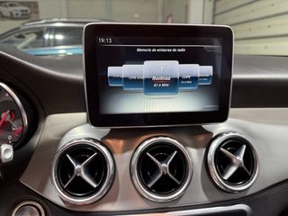 Mercedes-Benz GLA 200d