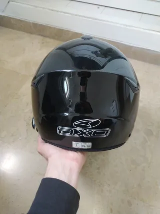 Casco de moto negro talla L