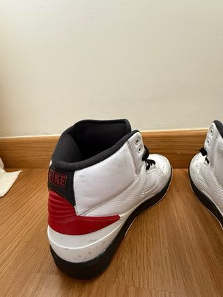 Nike Air Jordan Retro 2