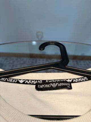 Sudadera Emporio Armani Beige Negra